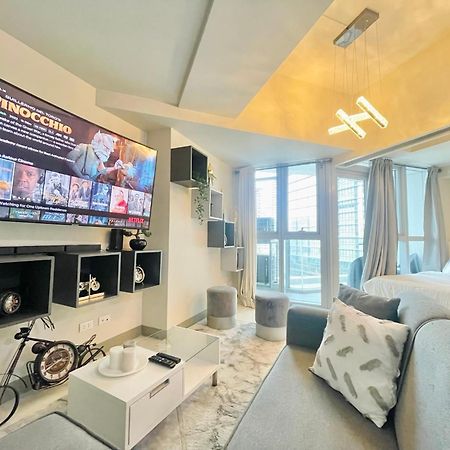 Uptown Parksuites Bgc Taguig Esterno foto