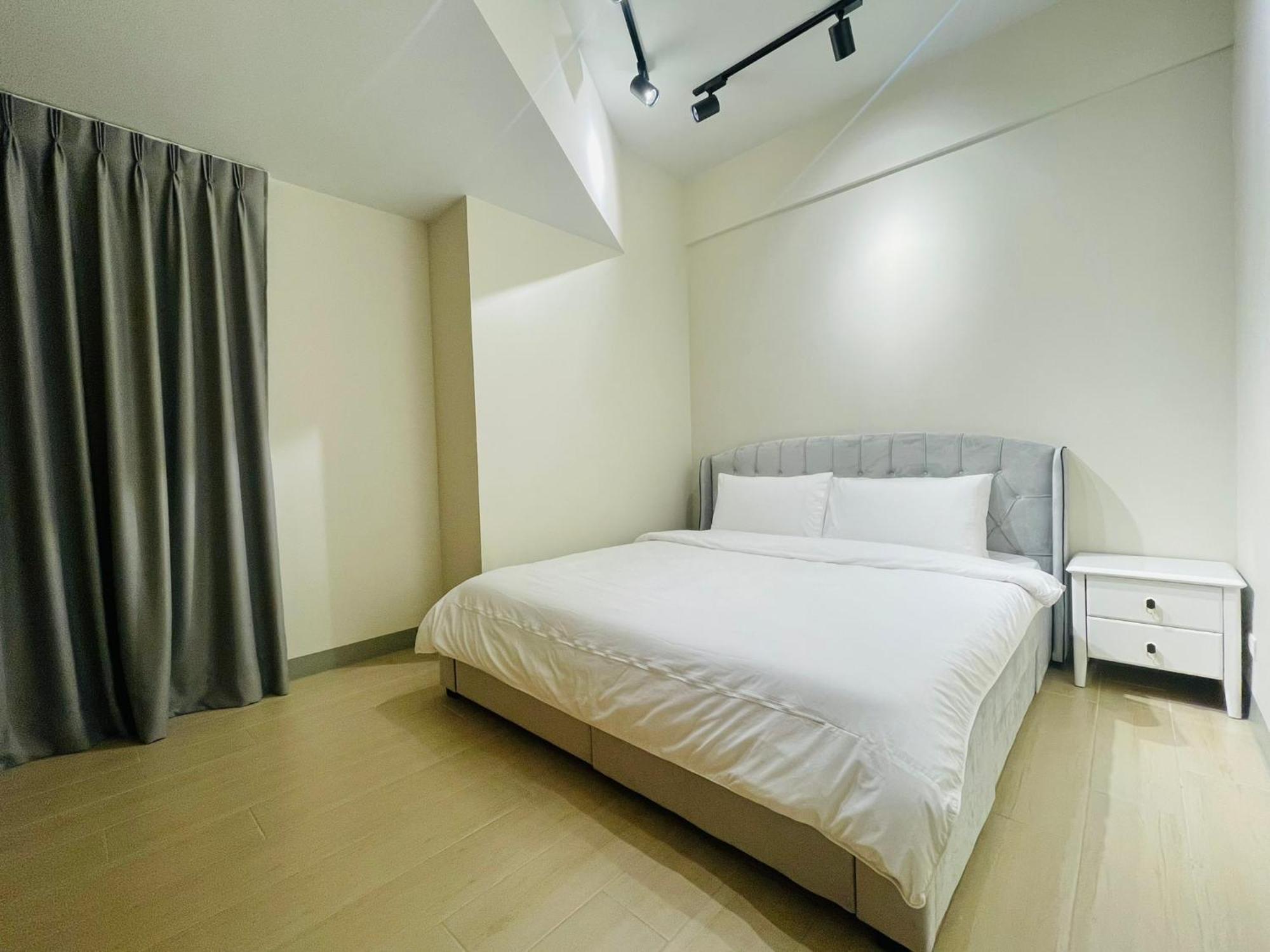 Uptown Parksuites Bgc Taguig Esterno foto
