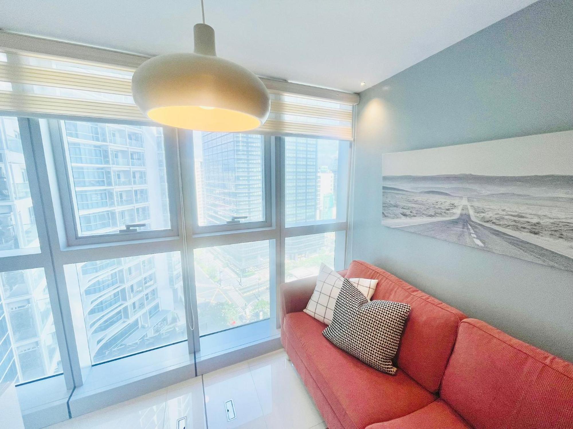 Uptown Parksuites Bgc Taguig Esterno foto