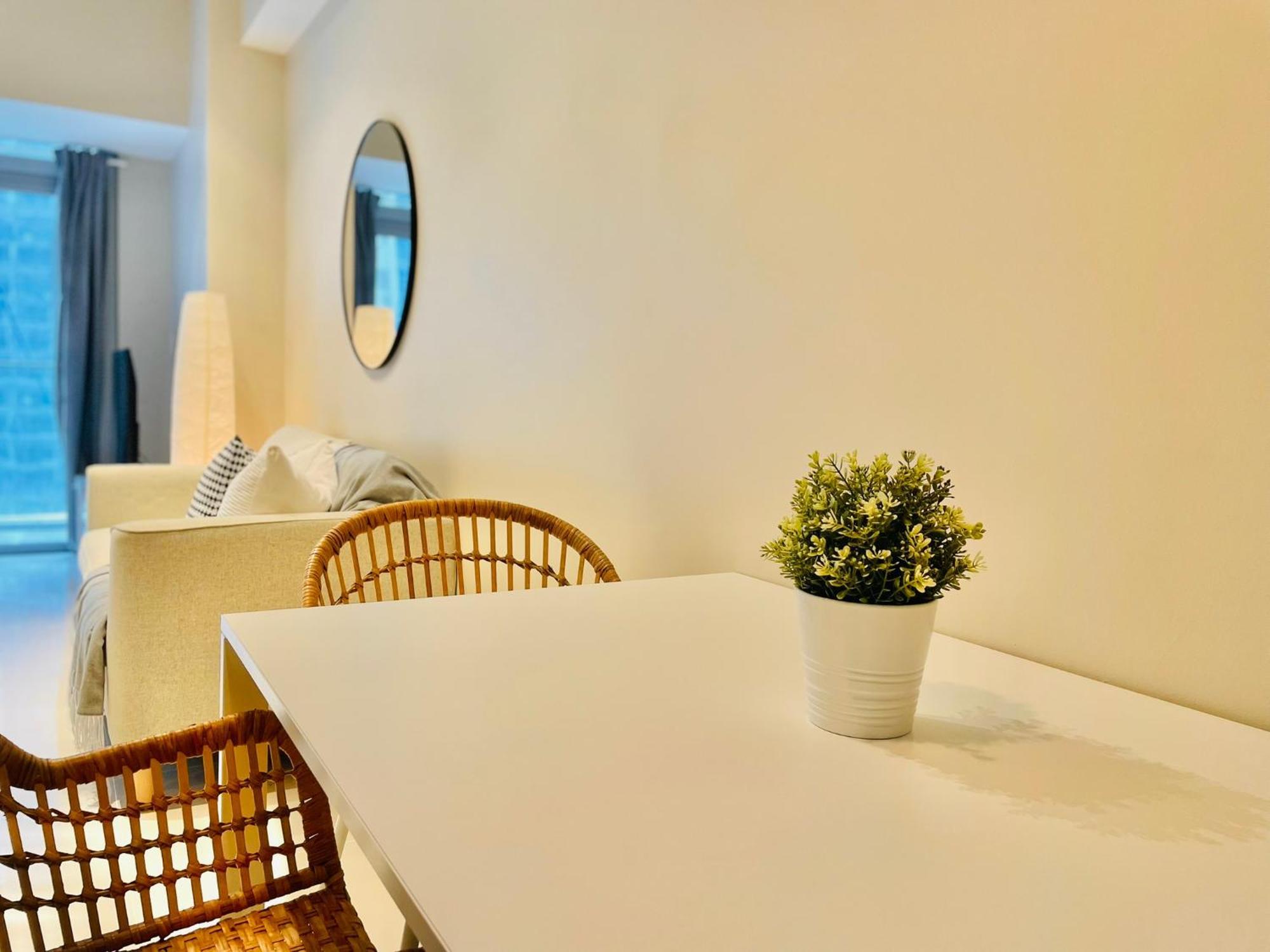 Uptown Parksuites Bgc Taguig Esterno foto